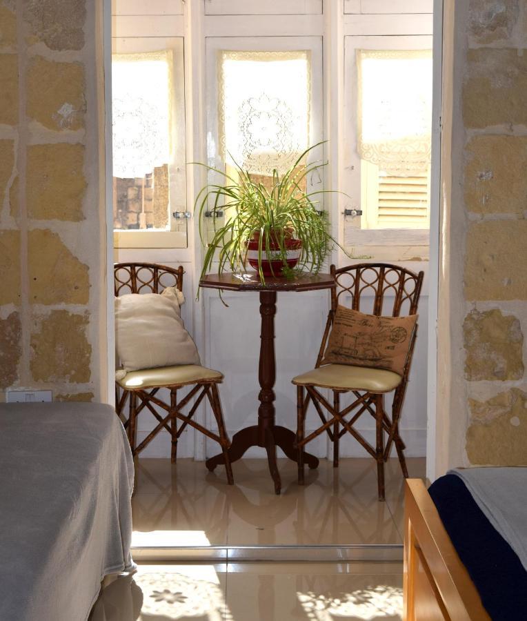 Maria Townhouse Heart Of Victoria B&B Εξωτερικό φωτογραφία