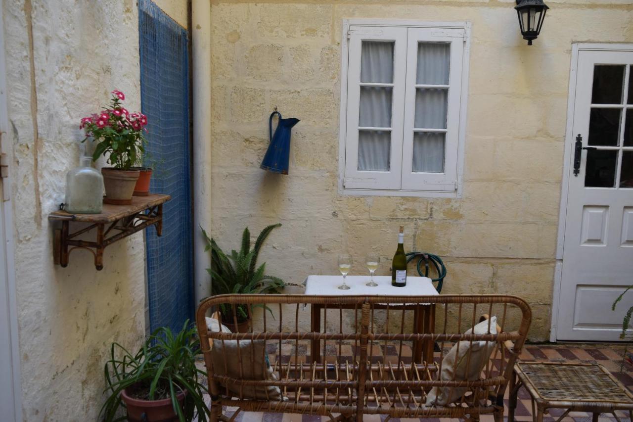 Maria Townhouse Heart Of Victoria B&B Εξωτερικό φωτογραφία