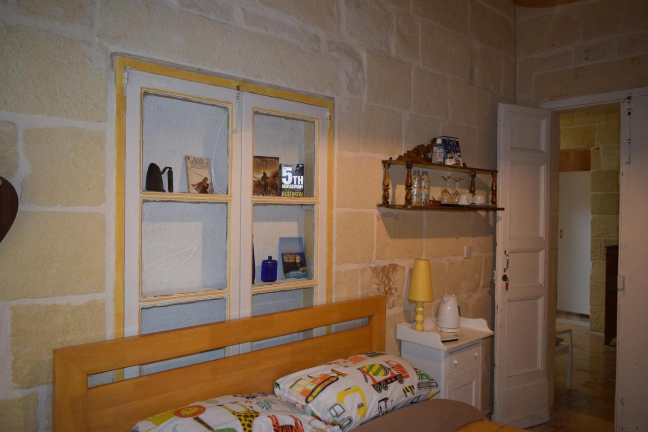 Maria Townhouse Heart Of Victoria B&B Εξωτερικό φωτογραφία