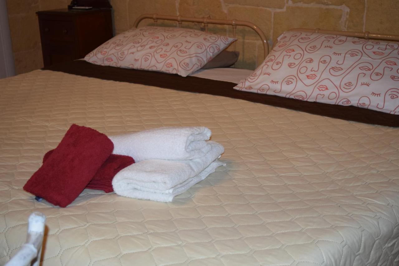 Maria Townhouse Heart Of Victoria B&B Εξωτερικό φωτογραφία