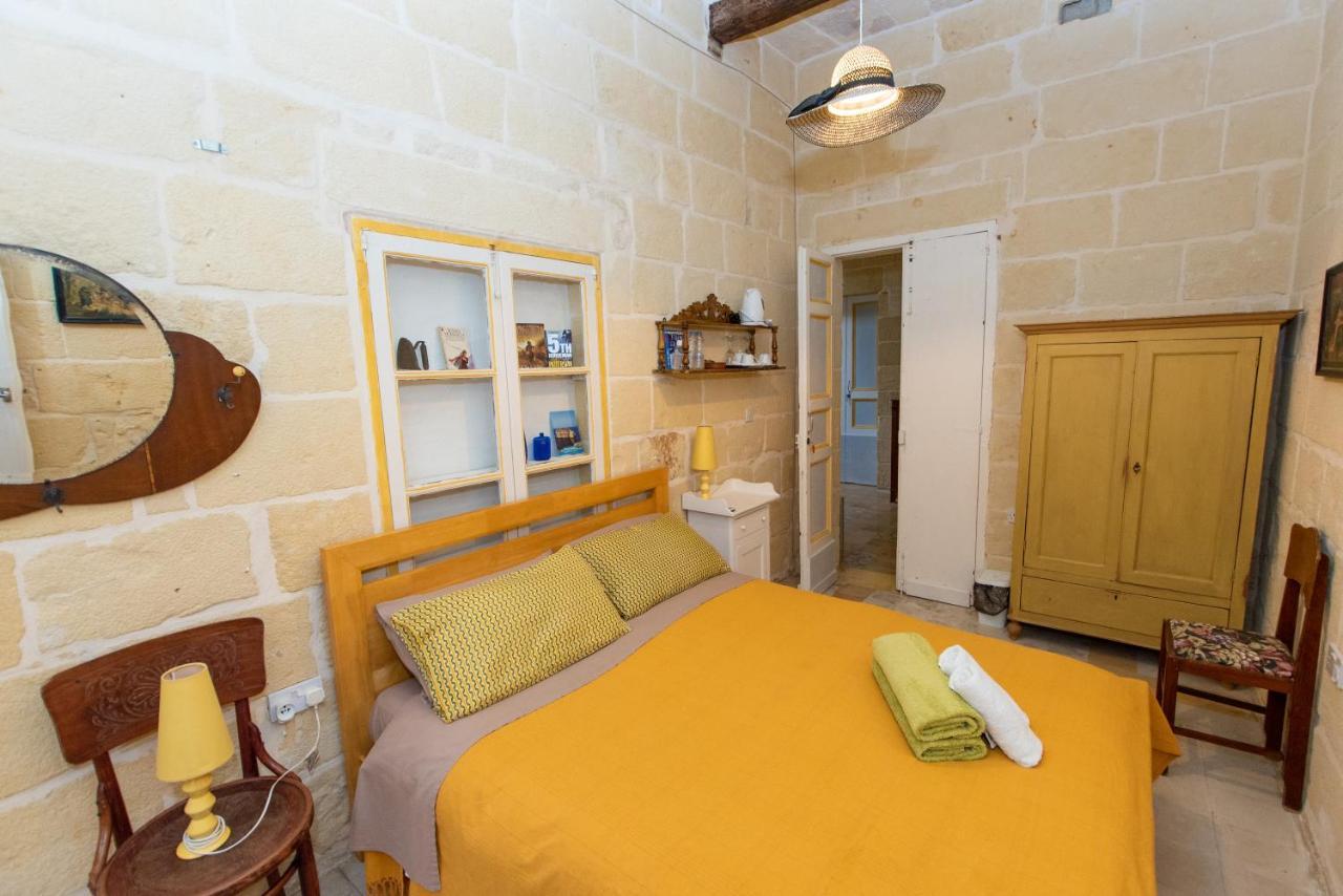 Maria Townhouse Heart Of Victoria B&B Εξωτερικό φωτογραφία