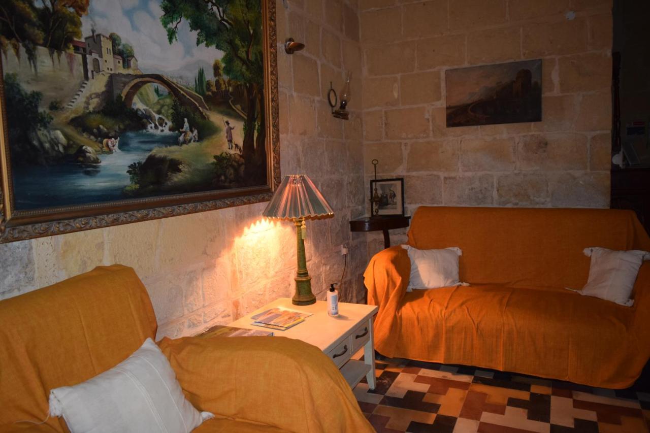 Maria Townhouse Heart Of Victoria B&B Εξωτερικό φωτογραφία