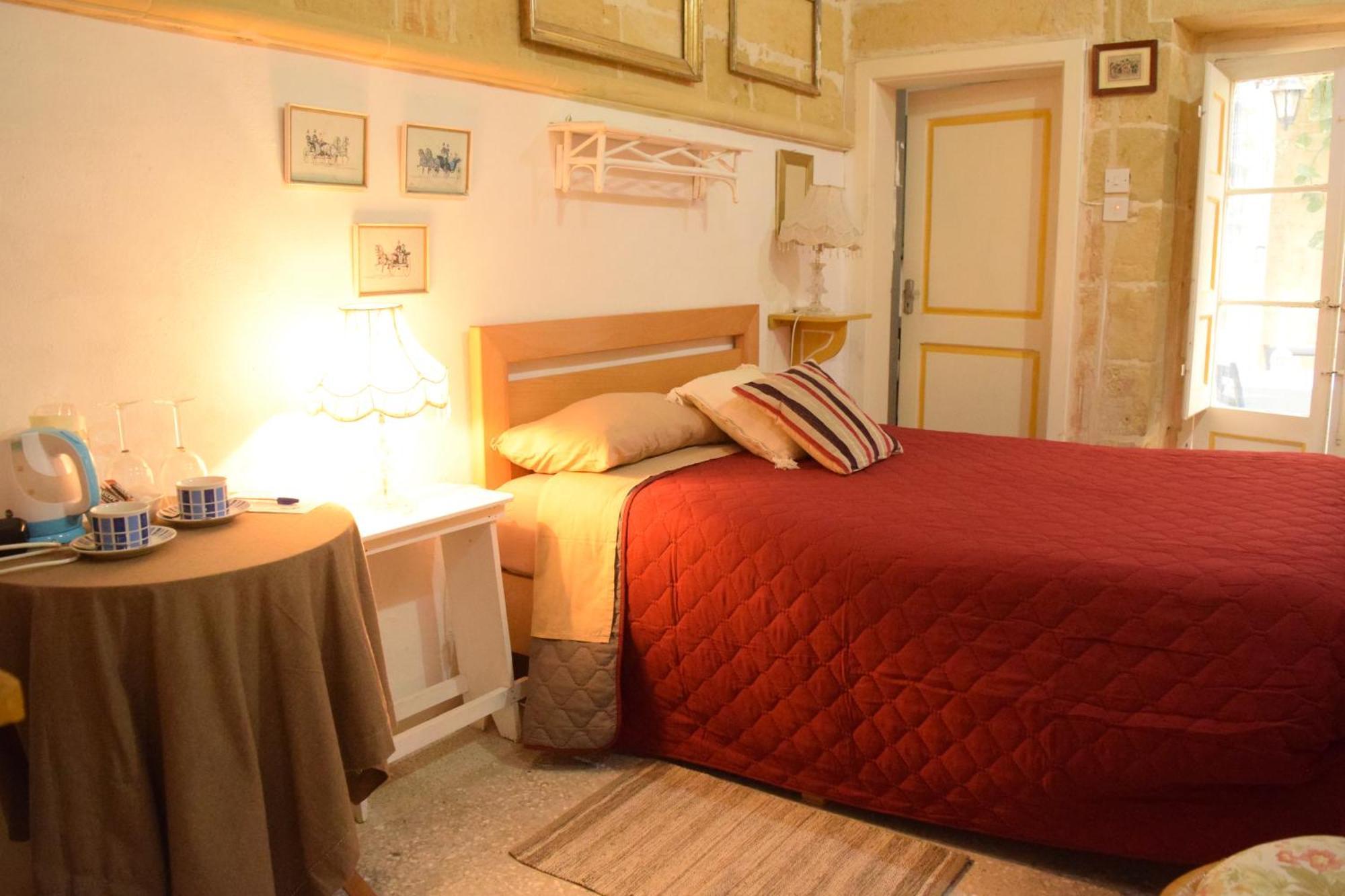 Maria Townhouse Heart Of Victoria B&B Εξωτερικό φωτογραφία