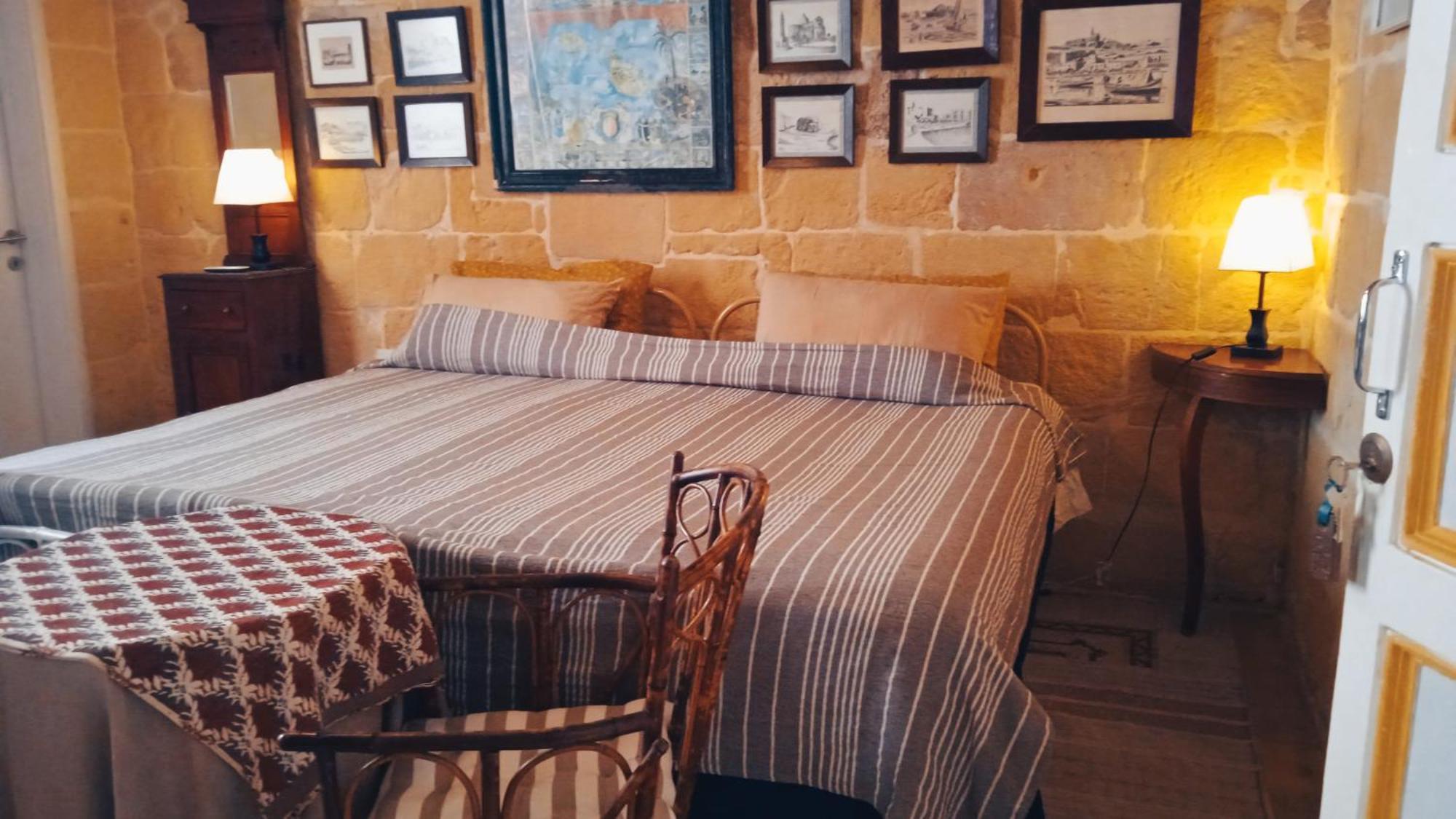 Maria Townhouse Heart Of Victoria B&B Εξωτερικό φωτογραφία