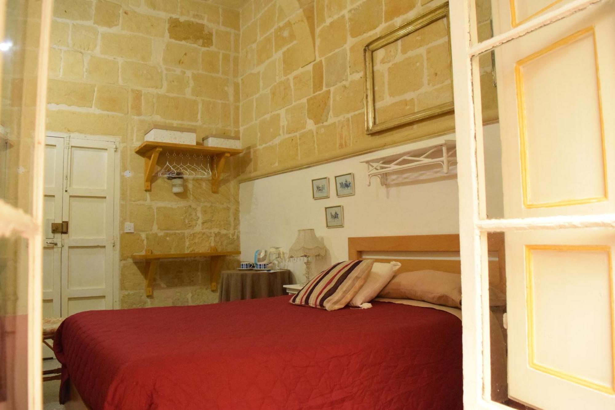 Maria Townhouse Heart Of Victoria B&B Εξωτερικό φωτογραφία