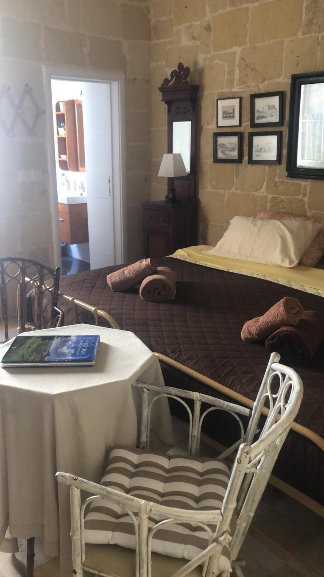 Maria Townhouse Heart Of Victoria B&B Εξωτερικό φωτογραφία