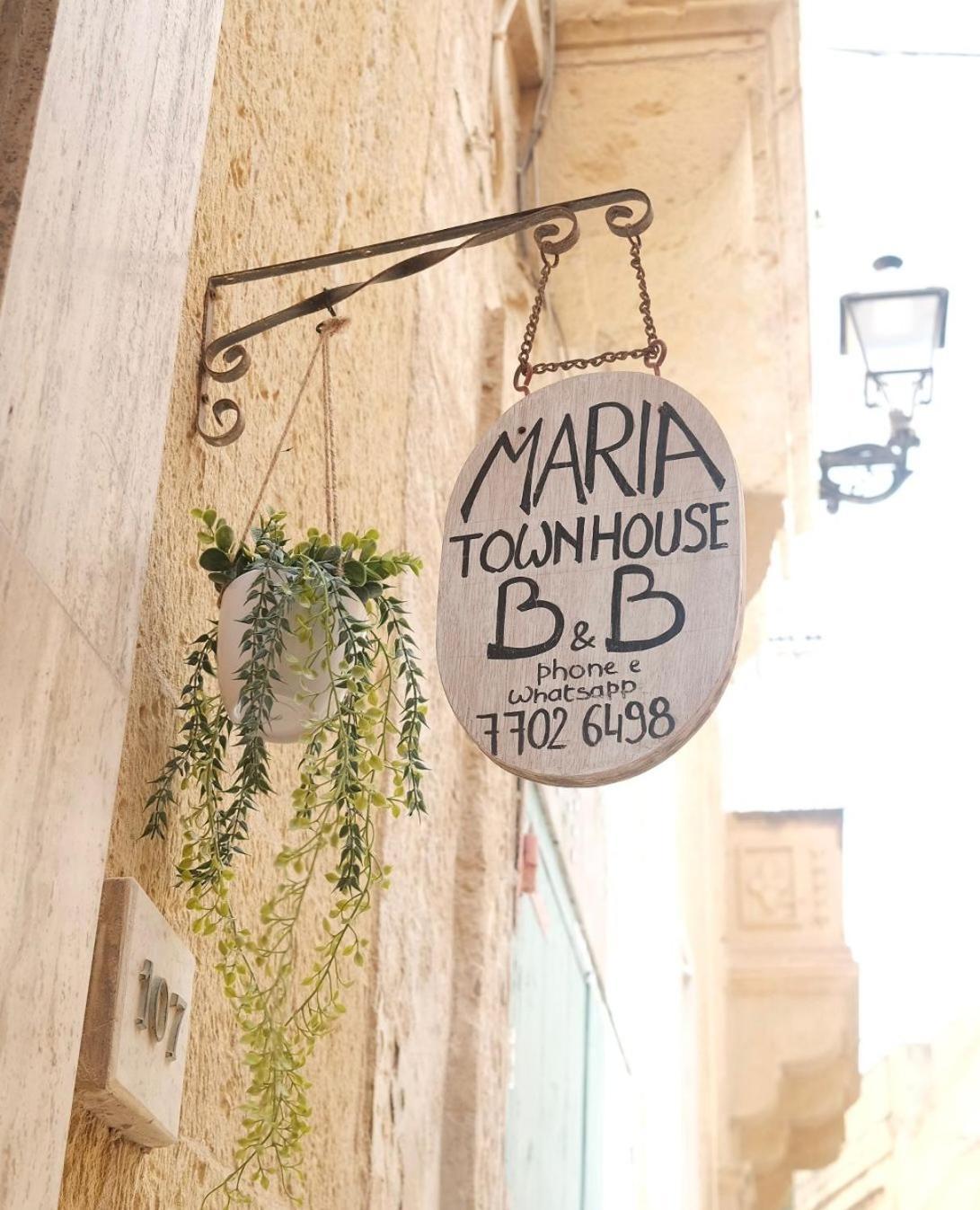 Maria Townhouse Heart Of Victoria B&B Εξωτερικό φωτογραφία